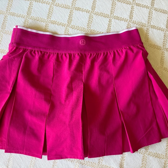 Lululemon box pleat tennis skirt - Picture 9 of 9
